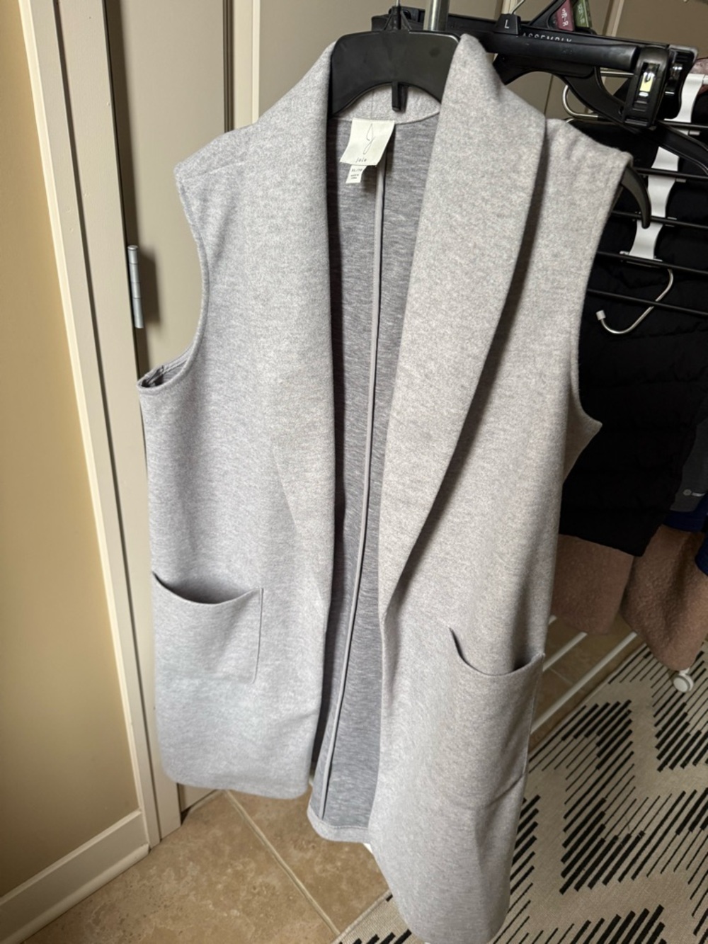 Joie Light Gray Sleeveless Open-Front Vest with Pockets